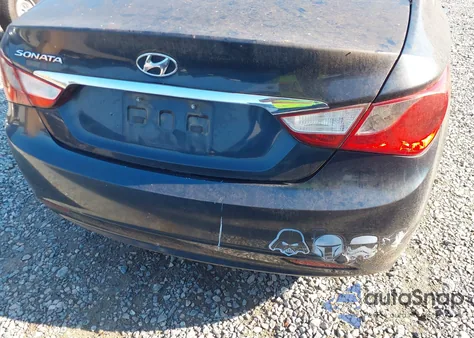 2013 Hyundai Sonata Gls z USA, uszkodzony, nr VIN 5NPEB4AC5DH704414